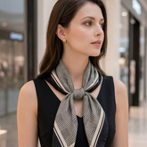 70x70 Bandana Seidentuch beige schwarz klassisch Stil K58