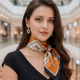 70x70 Bandana Seidentuch bunt Pferd klassisch Stil K65