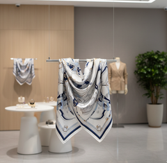 90x90 Seidentuch weiss Marine klassisch N49