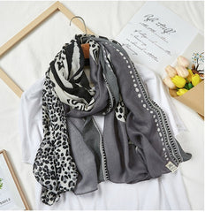 LA FERANI 180x90 Wool Scarf Grey Tiger Foulard Shawl Wrap N126
