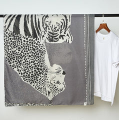 LA FERANI 180x90 Wool Scarf Grey Tiger Foulard Shawl Wrap N126