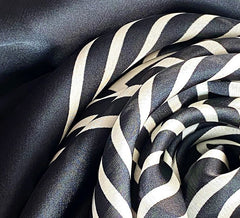 LA FERANI 90x90 Silk Scarf Black White Business Stole Shawl Wrap Foulard N202