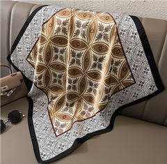 LA FERANI 90x90 Silk Scarf White Silk Stole white beige vintage Style Foulard N304