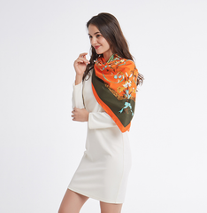 LA FERANI 130x130 Silk Scarf orange black Style Silk Stole Foulard N306