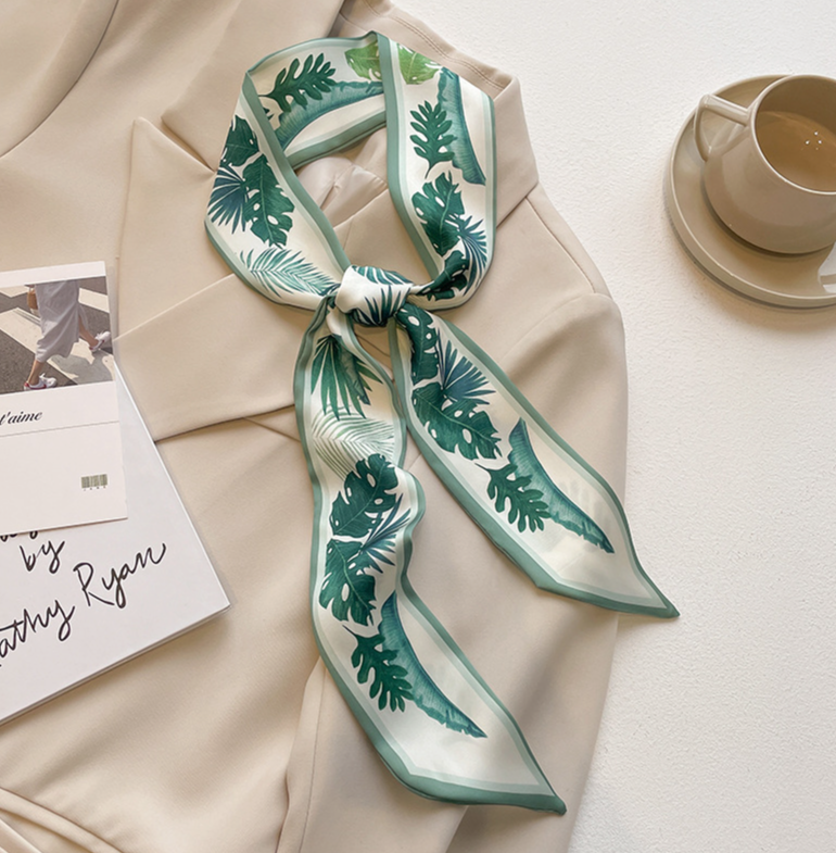 LA FERANI 100x7 Silk Scarf Green Beige Asian Style tie Silk Stole Foulard N315
