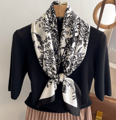 LA FERANI 90x90 Silk Scarf black white beige Silk Stole Foulard Shawl N327