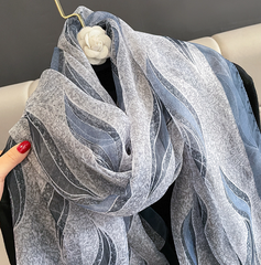 LA FERANI 135x190 Silk Scarf grey white transparent Stole Shawl Foulard Wrap N332