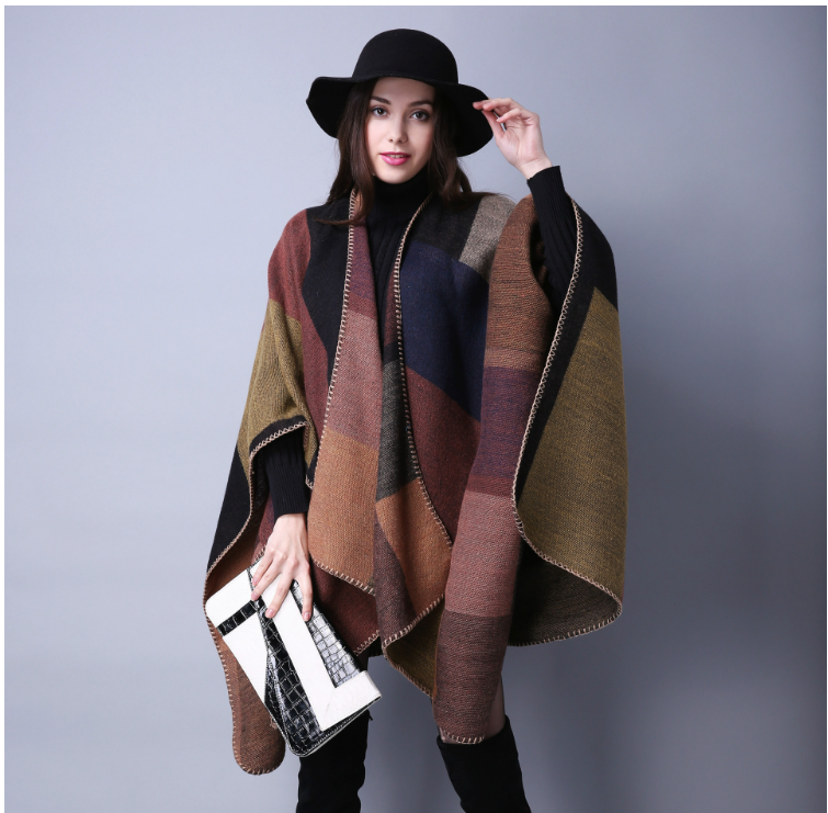 LA FERANI Poncho 150x130 Wool Cape Wrap Cloak Brown Vintage Classic All Saisons P17