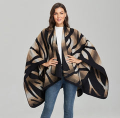 LA FERANI Poncho 150x130 Wool Cape Wrap Cloak Black Beige All Saisons P9