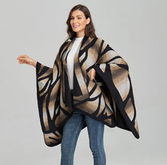 LA FERANI Poncho 150x130 Wool Cape Wrap Cloak Black Beige All Saisons P9