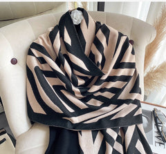 LA FERANI Cashmere Scarf 180x65 Black Beige Business Style Shawl Wrap Stole Pashmina S17